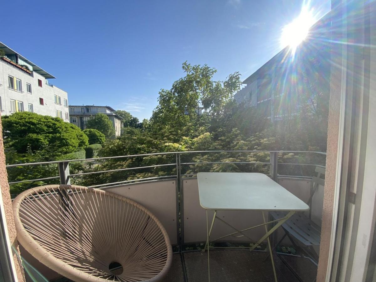 Ber, Quiet, Green, View, Near Terminal, Berlin Parking 쇼네펠드 외부 사진